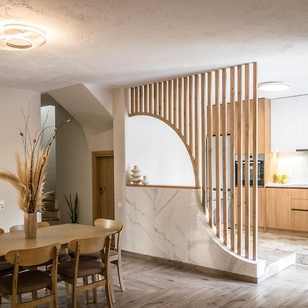 Niriides Luxury Villas Hersonissos  Exteriör bild