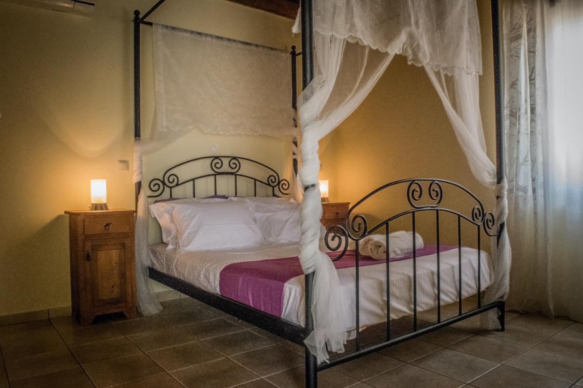 Niriides Luxury Villas Hersonissos  Exteriör bild